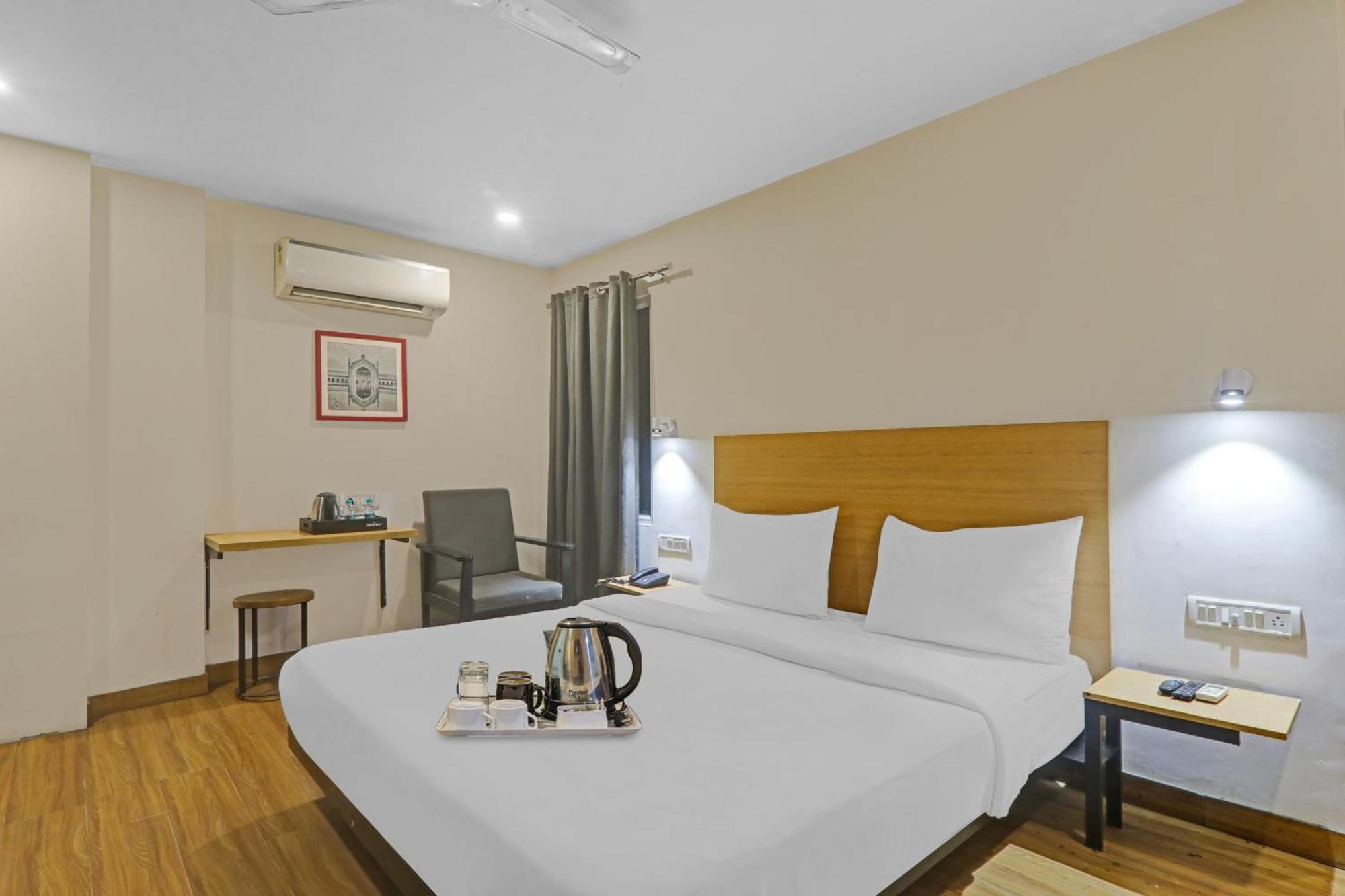 Townhouse The Shubham Hotel Bijnaur Exterior foto