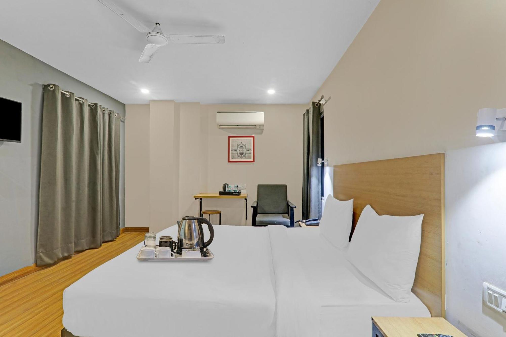 Townhouse The Shubham Hotel Bijnaur Exterior foto